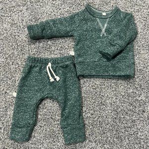 Childhoods 0-3m Pullover Crew & Gusset Pants